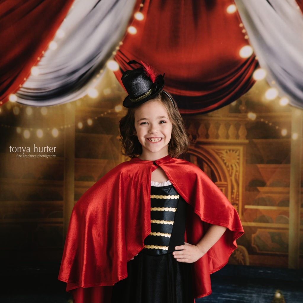 Greatest Showman Photo Session | Raleigh - Tonya Hurter Photography